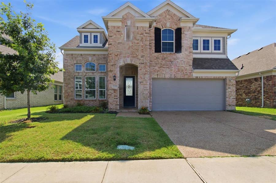 Property photo for 318 Gleneagles Drive, Garland, TX