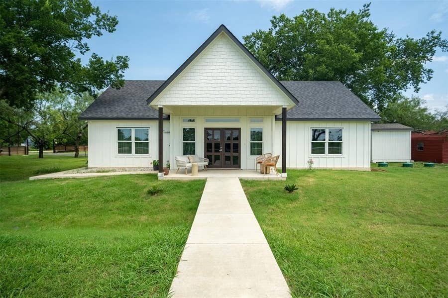 Property photo for 7002 Fair Road, Kaufman, TX