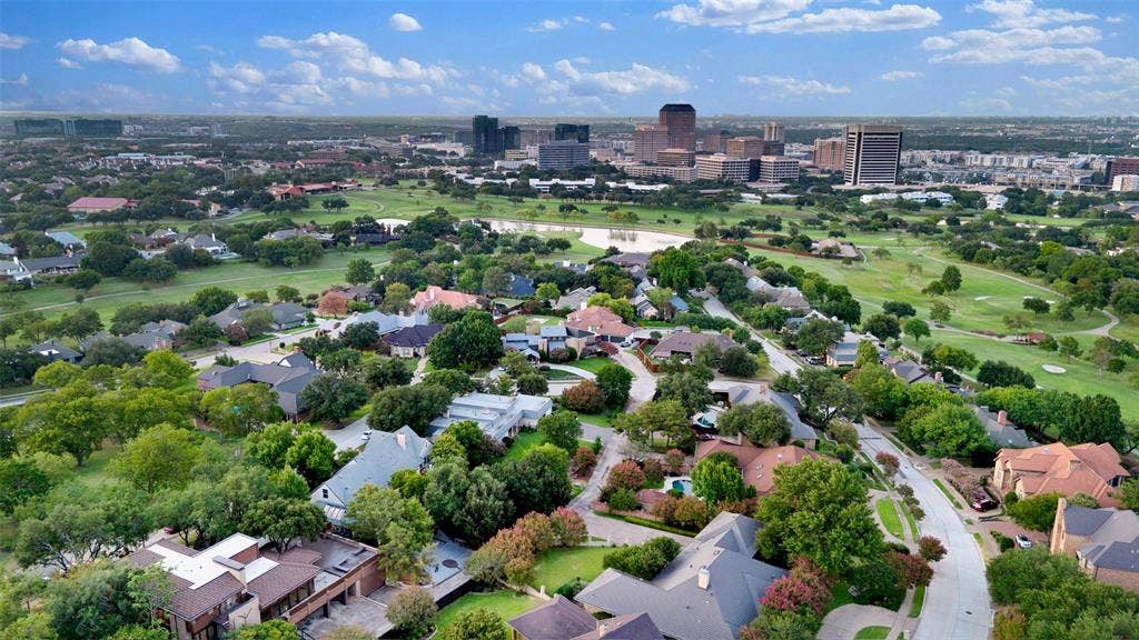 3904 Tally Ho Drive, Irving, TX 75062 Aerial View