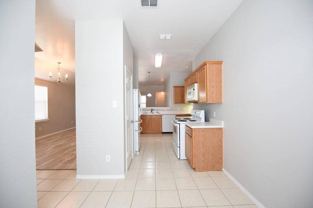 421 Stanley Falls Drive, Anna, TX 75409 421 Stanley Falls Drive, Anna, TX 75409