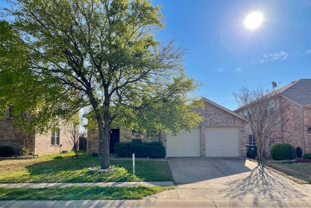 421 Stanley Falls Drive, Anna, TX 75409 421 Stanley Falls Drive, Anna, TX 75409