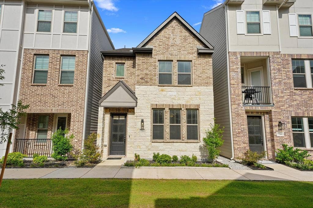 7562 Edgeware Road, Dallas, TX 75228 7562 Edgeware Road, Dallas, TX 75228