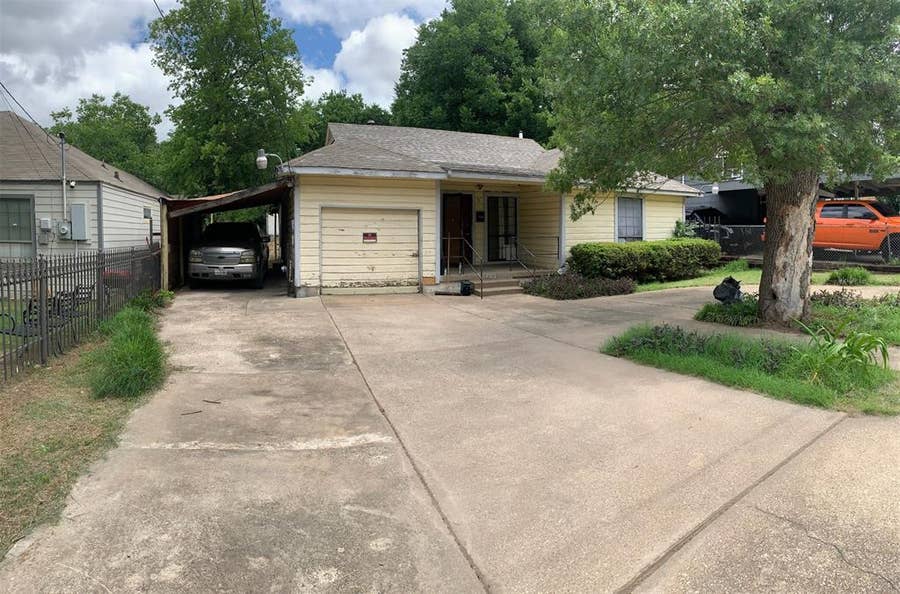 Property photo for 723 Winters Street, Dallas, TX