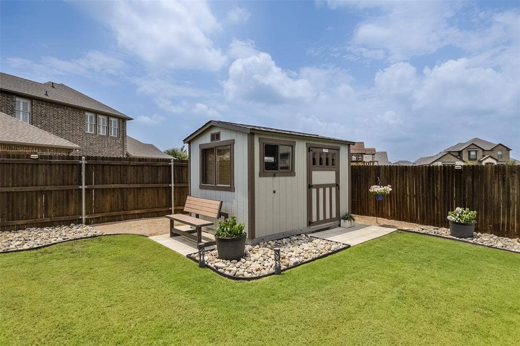 173 Hackney Street, Waxahachie, TX 75165 173 Hackney Street, Waxahachie, TX 75165