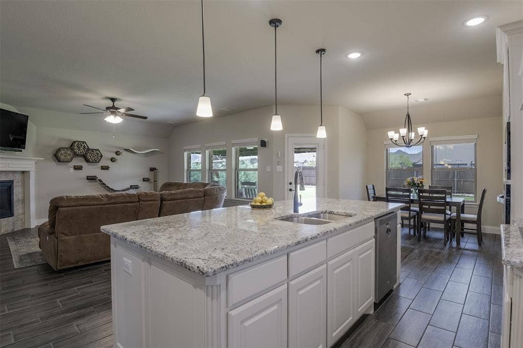 173 Hackney Street, Waxahachie, TX 75165 173 Hackney Street, Waxahachie, TX 75165