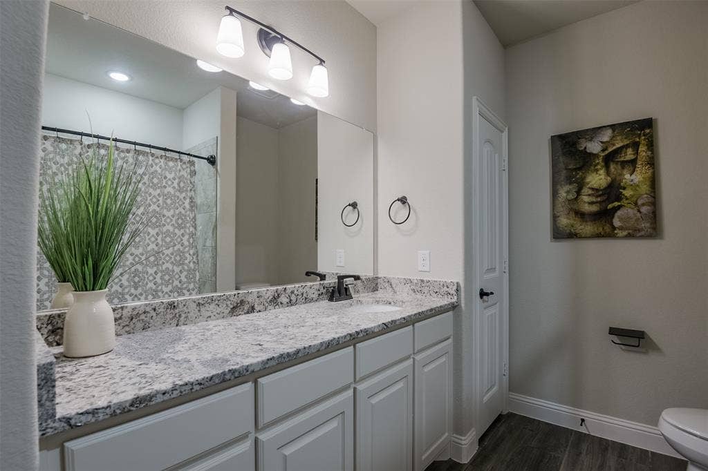 173 Hackney Street, Waxahachie, TX 75165 173 Hackney Street, Waxahachie, TX 75165