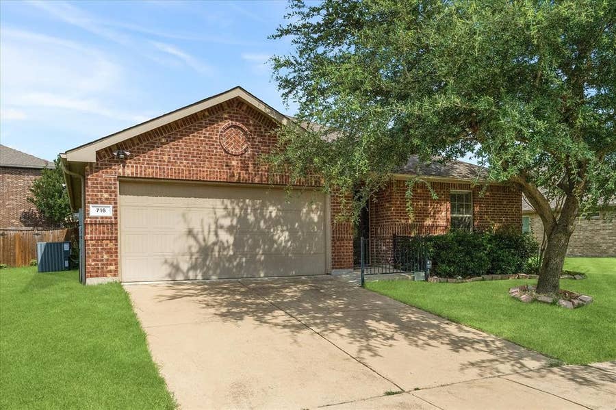 Property photo for 716 Harrison Lane, Lavon, TX