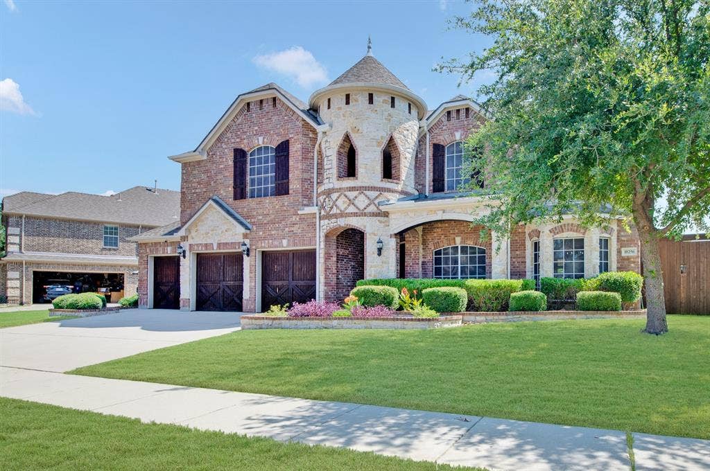 10256 Casetta Drive, Frisco, TX 75035 10256 Casetta Drive, Frisco, TX 75035