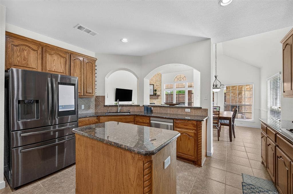 10256 Casetta Drive, Frisco, TX 75035 10256 Casetta Drive, Frisco, TX 75035