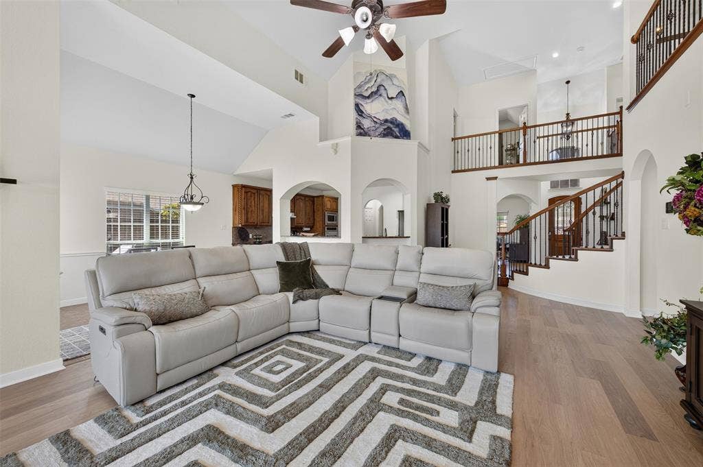 10256 Casetta Drive, Frisco, TX 75035 10256 Casetta Drive, Frisco, TX 75035