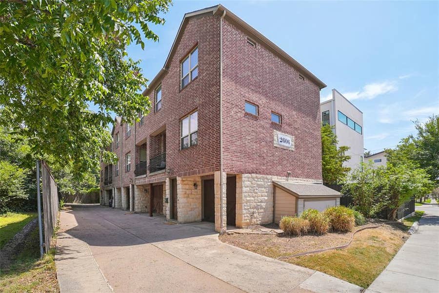 Property photo for 2606 N Henderson Avenue, #A, Dallas, TX