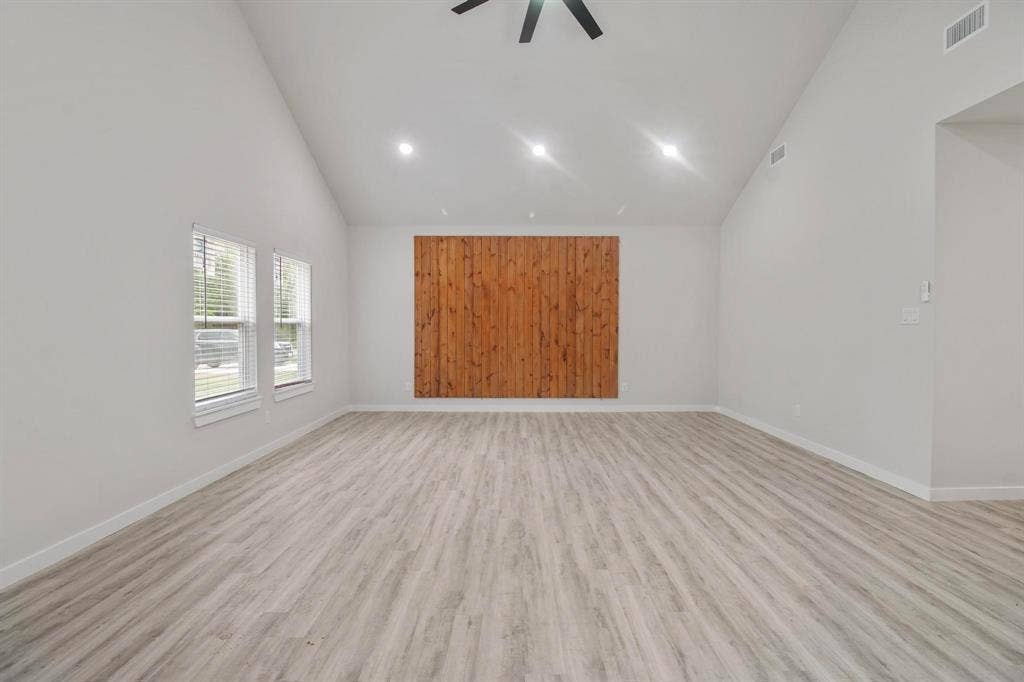 114 Bowie Street, Mabank, TX 75156 114 Bowie Street, Mabank, TX 75156