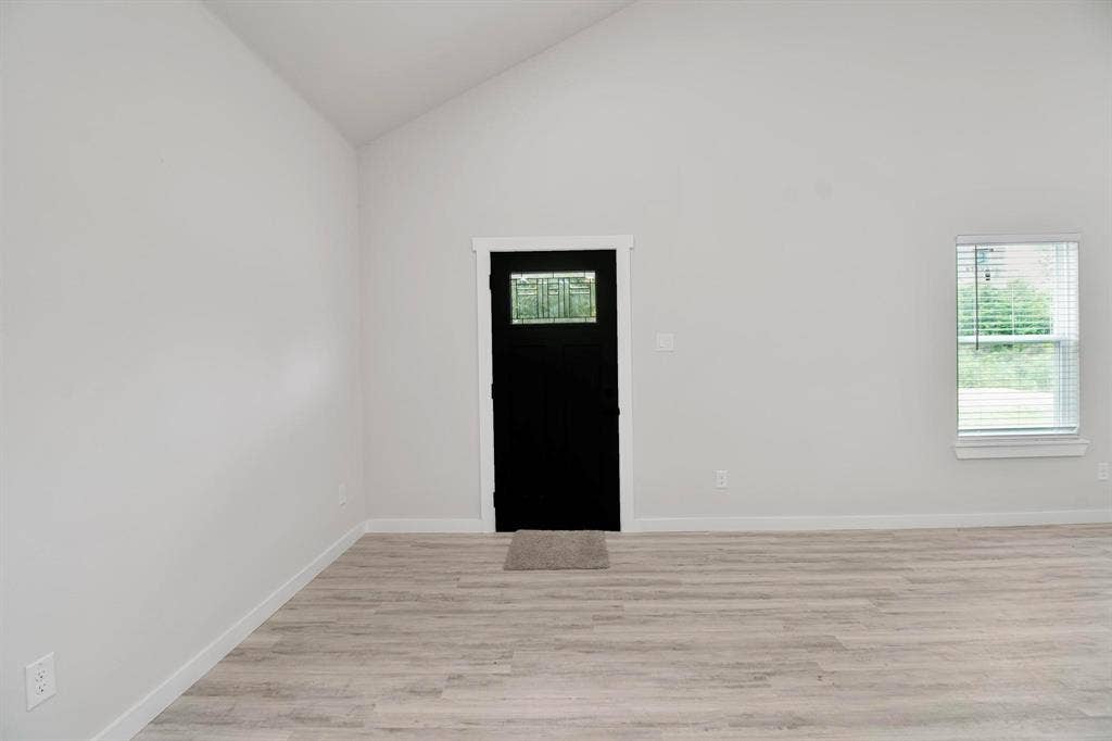 114 Bowie Street, Mabank, TX 75156 114 Bowie Street, Mabank, TX 75156