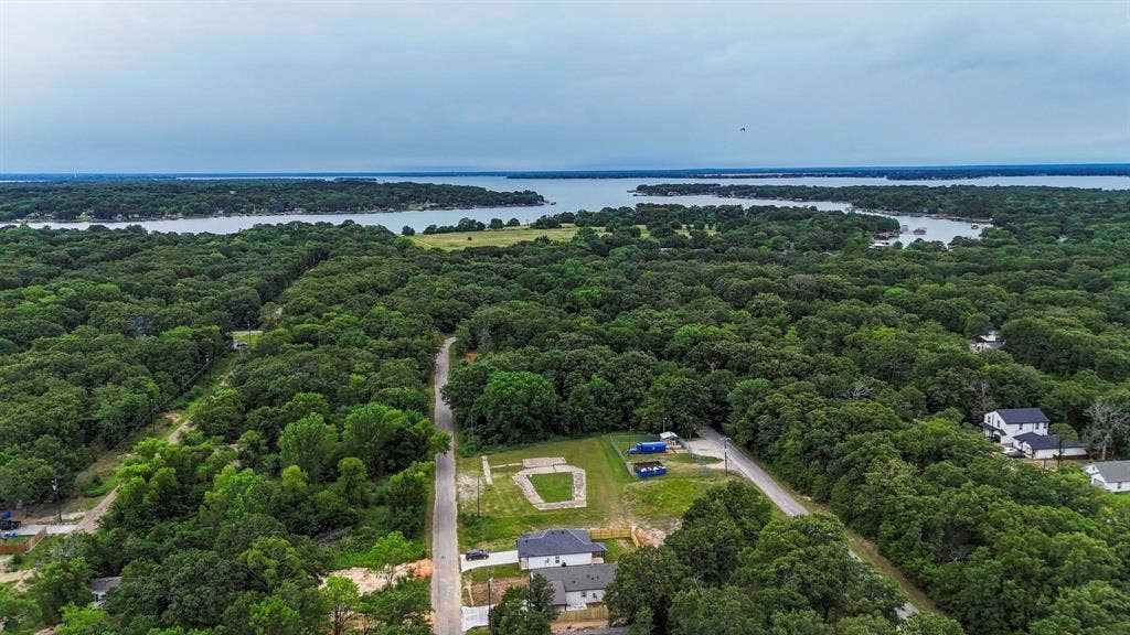114 Bowie Street, Mabank, TX 75156 114 Bowie Street, Mabank, TX 75156