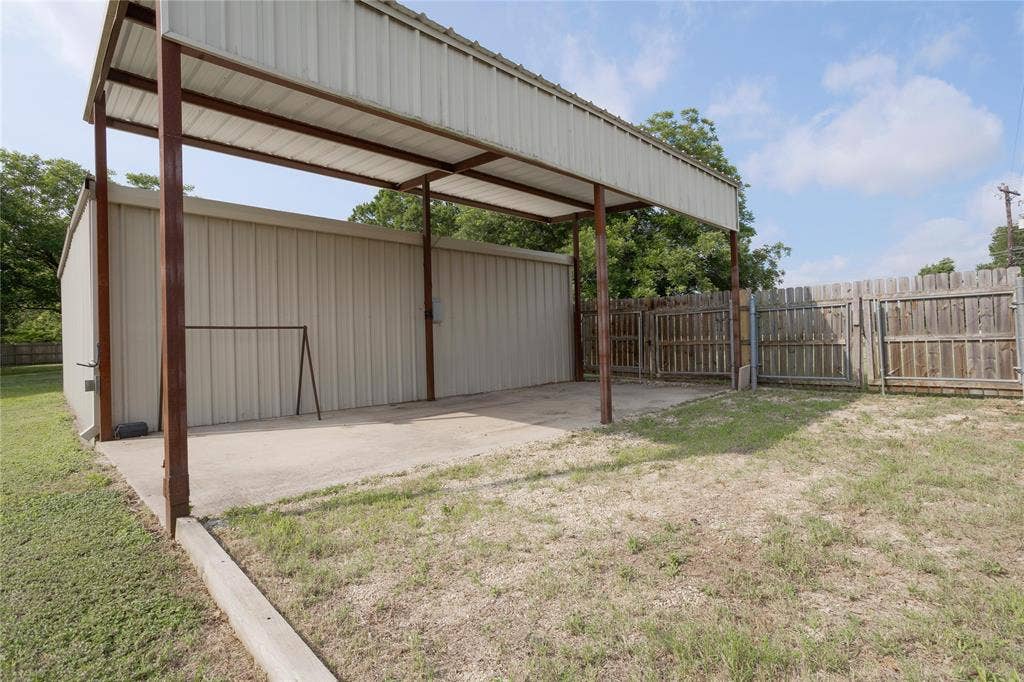 3999 Speegleville Road, Waco, TX 76712 12' X 30" Covered RV parking with 50 amp and 100 amp electrical service.