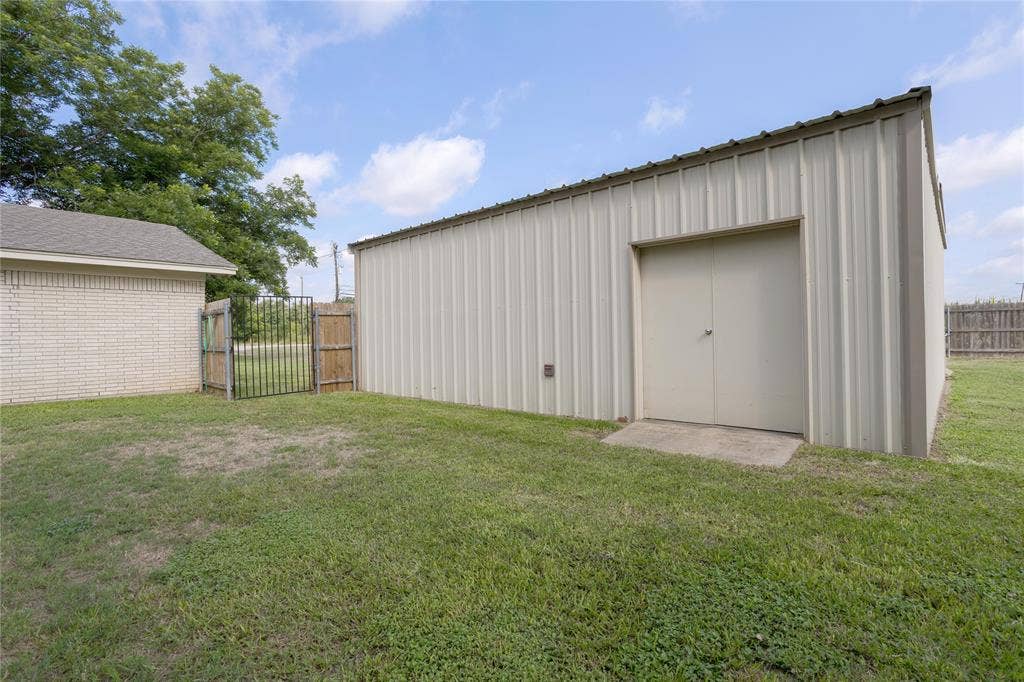 3999 Speegleville Road, Waco, TX 76712 3999 Speegleville Road, Waco, TX 76712