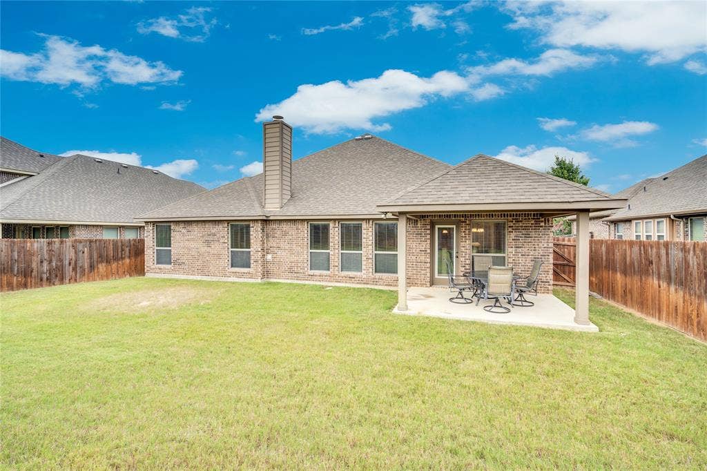 3226 Paisley Drive, Midlothian, TX 76065