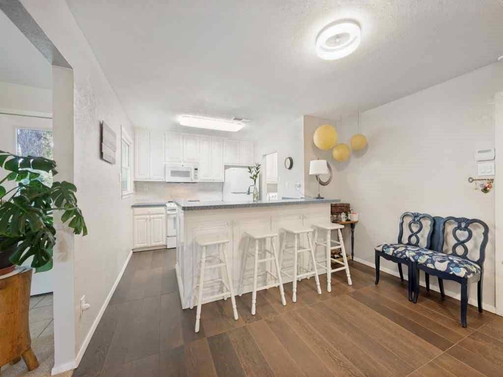 3032 Hollandale Lane, Farmers Branch, TX 75234 3032 Hollandale Lane, Farmers Branch, TX 75234