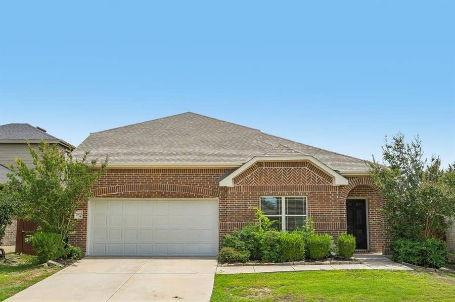 Property photo for 2012 Shawnee Trail, Heartland, TX