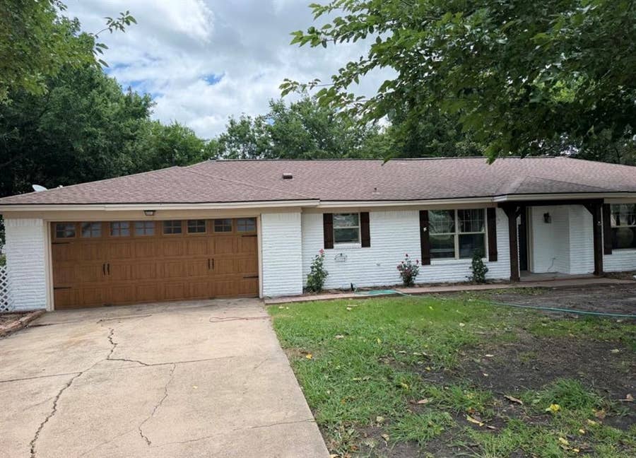 Property photo for 606 Laurence Drive, Heath, TX