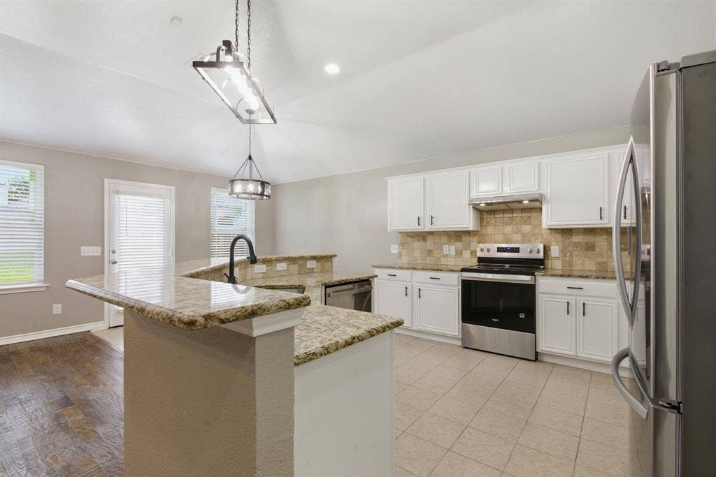 1006 Lake Dallas Drive, Wylie, TX 75098 1006 Lake Dallas Drive, Wylie, TX 75098