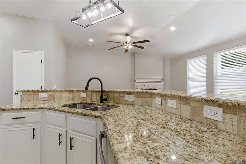 1006 Lake Dallas Drive, Wylie, TX 75098 1006 Lake Dallas Drive, Wylie, TX 75098