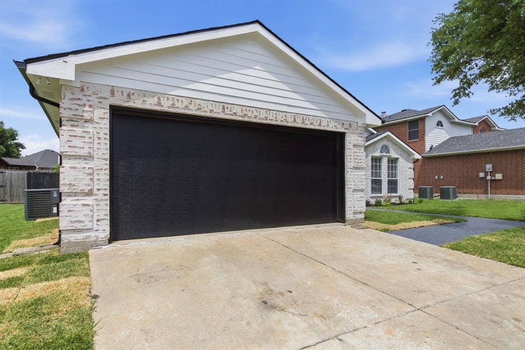 1006 Lake Dallas Drive, Wylie, TX 75098 1006 Lake Dallas Drive, Wylie, TX 75098