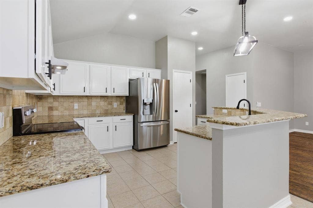 1006 Lake Dallas Drive, Wylie, TX 75098 1006 Lake Dallas Drive, Wylie, TX 75098