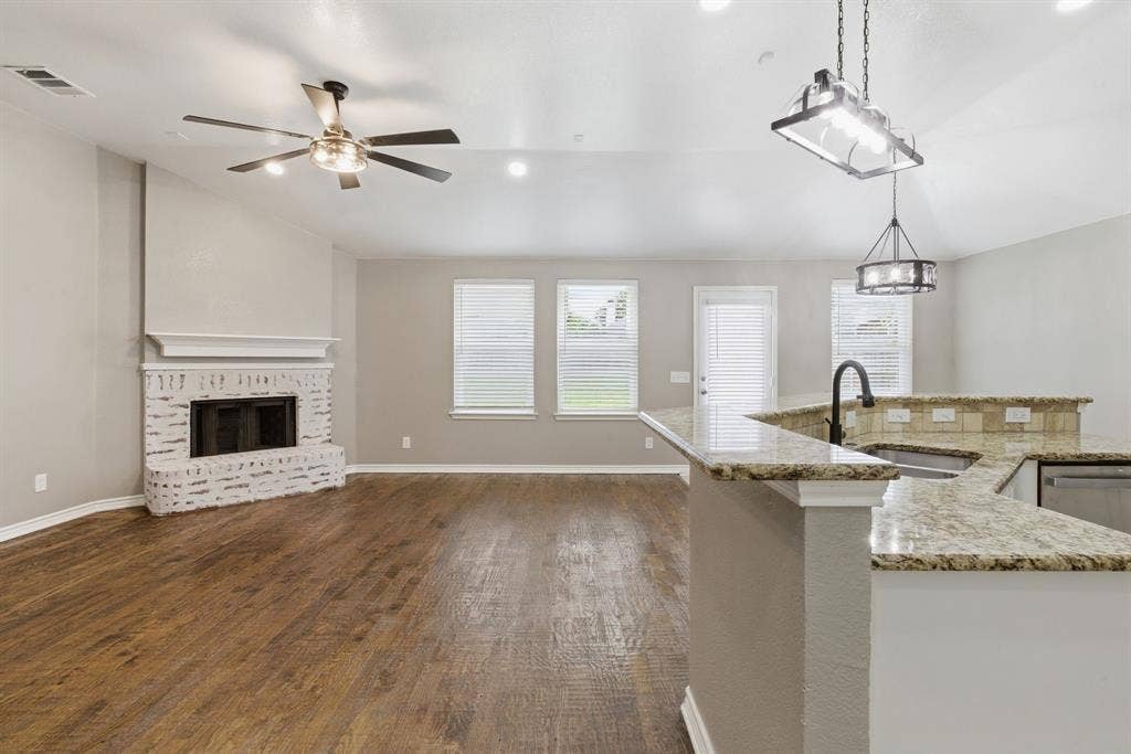 1006 Lake Dallas Drive, Wylie, TX 75098 1006 Lake Dallas Drive, Wylie, TX 75098