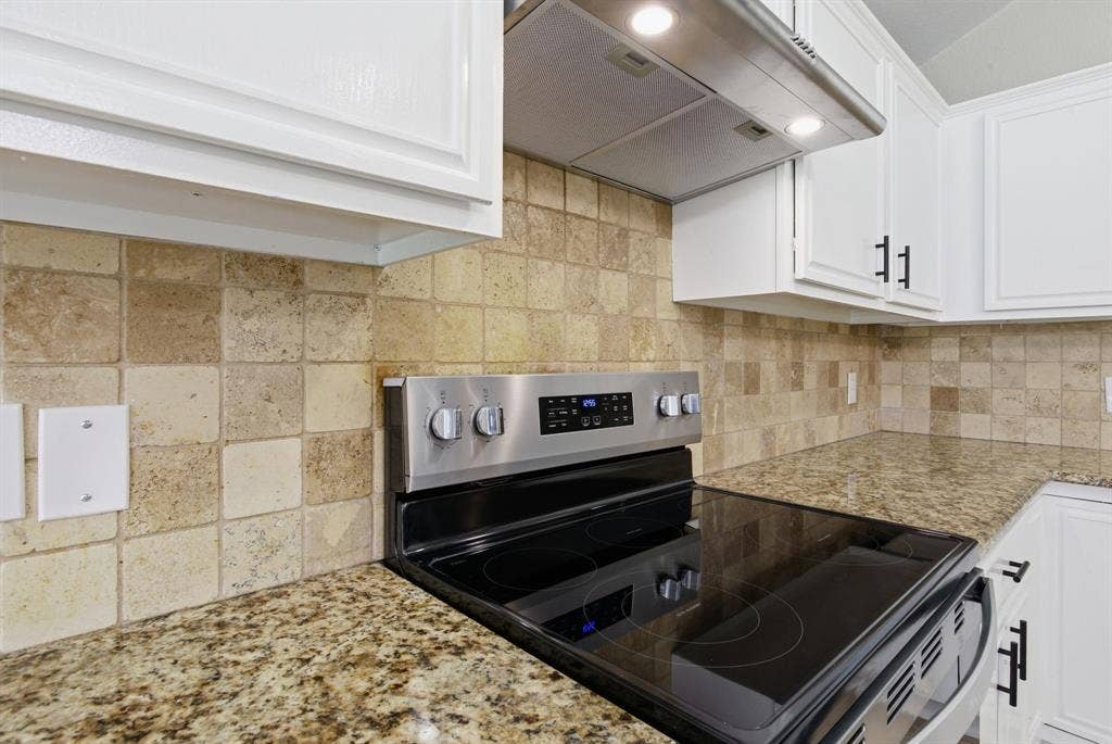 1006 Lake Dallas Drive, Wylie, TX 75098 1006 Lake Dallas Drive, Wylie, TX 75098