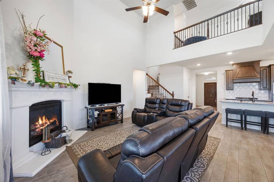 Property photo for 2002 Tahoka Lane, Forney, TX