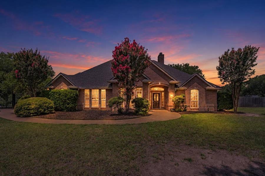 Property photo for 1304 Greenview Drive, Aledo, TX