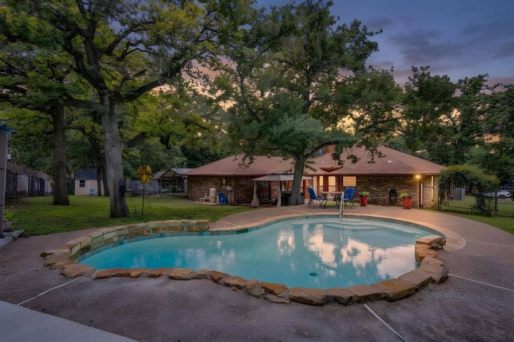 1508 Westcreek Drive, Azle, TX 76020 1508 Westcreek Drive, Azle, TX 76020