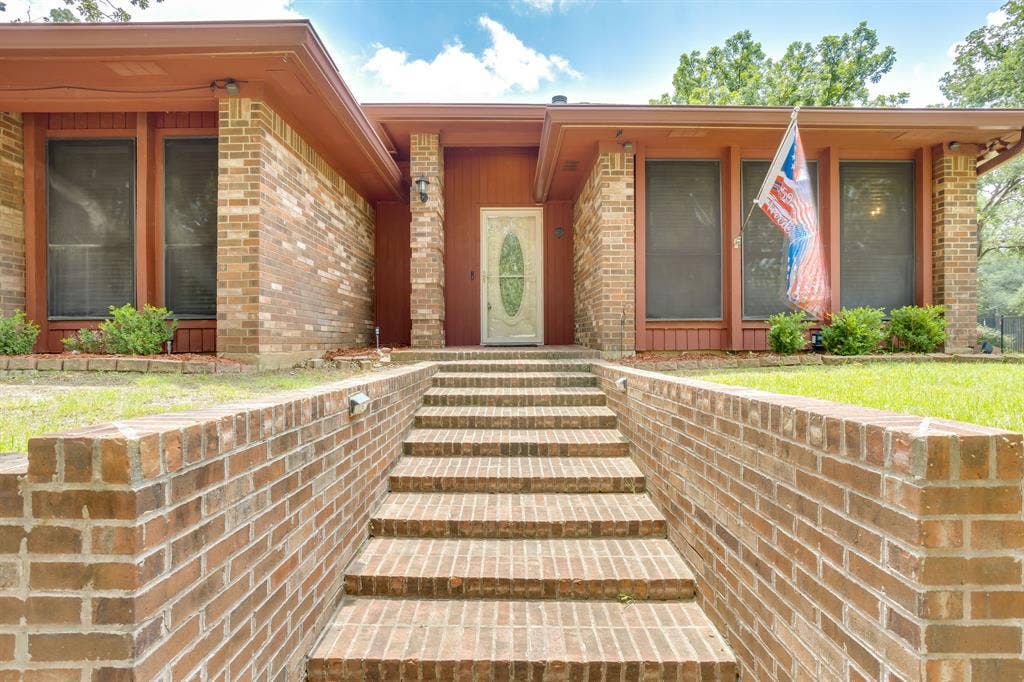 1508 Westcreek Drive, Azle, TX 76020 1508 Westcreek Drive, Azle, TX 76020
