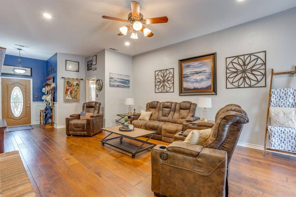 1508 Westcreek Drive, Azle, TX 76020 1508 Westcreek Drive, Azle, TX 76020