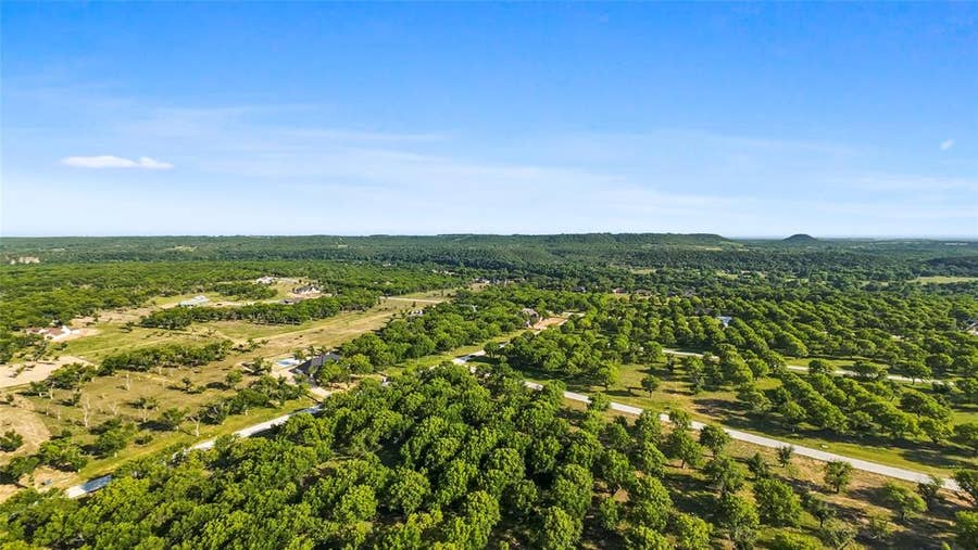Property photo for 2537 Buckskin Drive, Granbury, TX