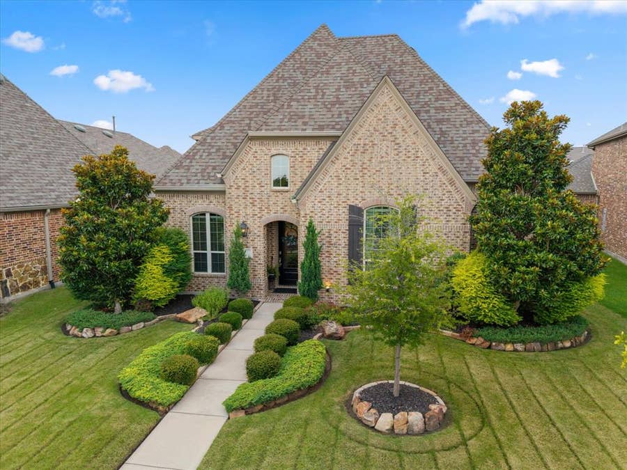 Property photo for 13777 Fieldcrest Road, Frisco, TX
