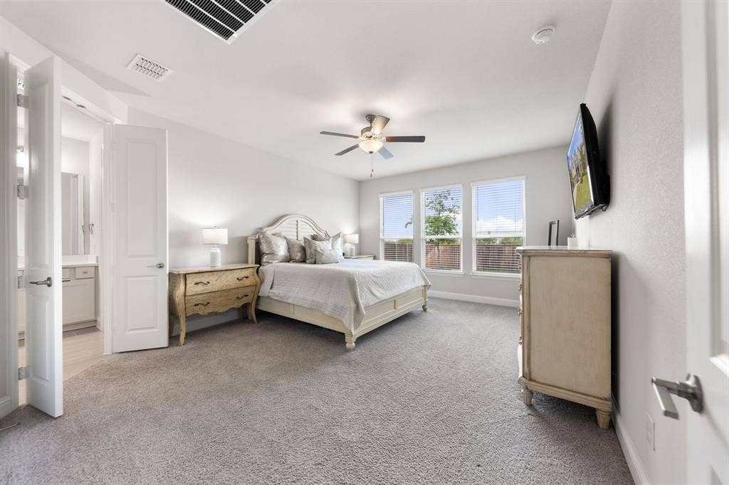 1090 Rosecrush Drive, Haslet, TX 76052 1090 Rosecrush Drive, Haslet, TX 76052