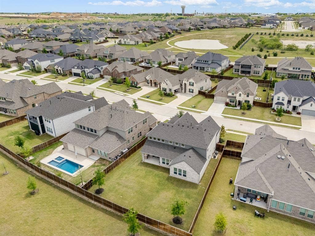 1090 Rosecrush Drive, Haslet, TX 76052 1090 Rosecrush Drive, Haslet, TX 76052