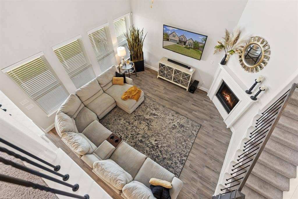1090 Rosecrush Drive, Haslet, TX 76052 1090 Rosecrush Drive, Haslet, TX 76052