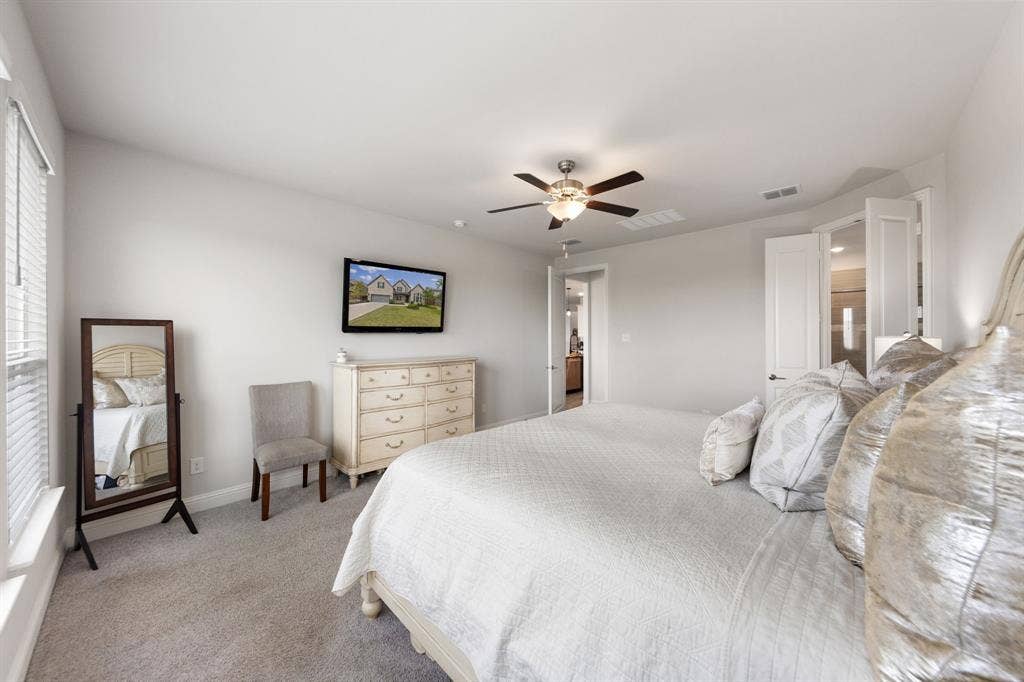 1090 Rosecrush Drive, Haslet, TX 76052 1090 Rosecrush Drive, Haslet, TX 76052