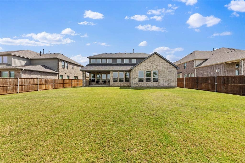 1090 Rosecrush Drive, Haslet, TX 76052 1090 Rosecrush Drive, Haslet, TX 76052