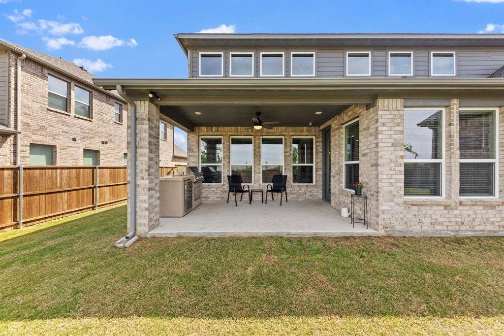 1090 Rosecrush Drive, Haslet, TX 76052 1090 Rosecrush Drive, Haslet, TX 76052