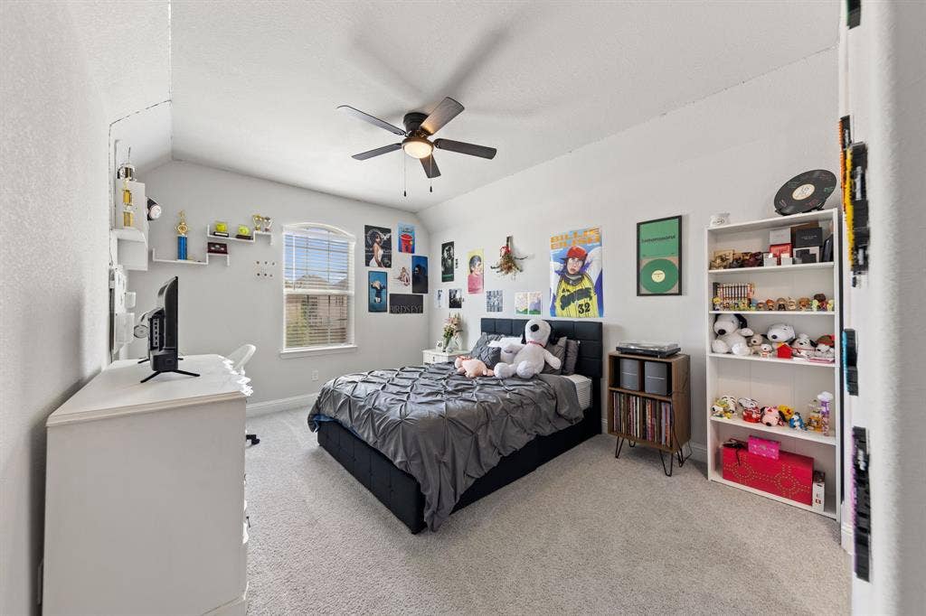 1090 Rosecrush Drive, Haslet, TX 76052 1090 Rosecrush Drive, Haslet, TX 76052