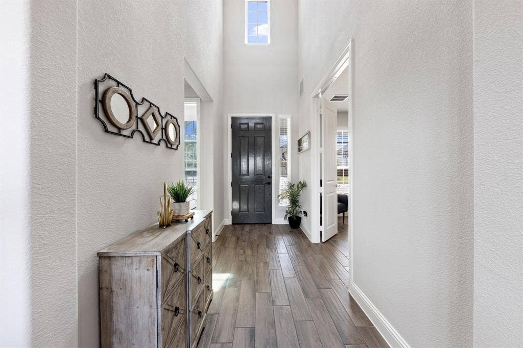 1090 Rosecrush Drive, Haslet, TX 76052 1090 Rosecrush Drive, Haslet, TX 76052