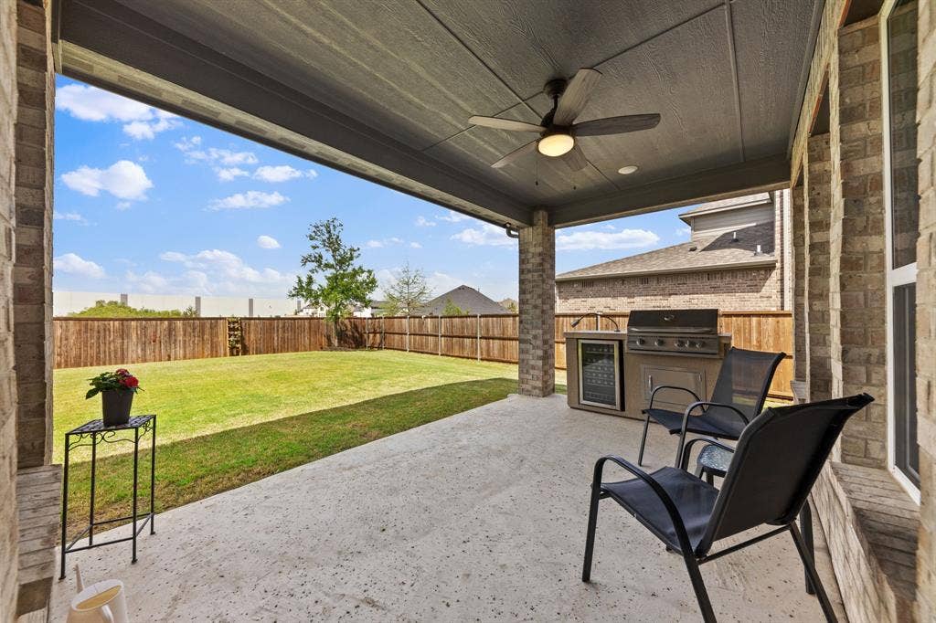 1090 Rosecrush Drive, Haslet, TX 76052 1090 Rosecrush Drive, Haslet, TX 76052