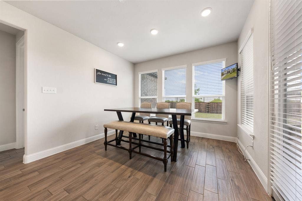1090 Rosecrush Drive, Haslet, TX 76052 1090 Rosecrush Drive, Haslet, TX 76052