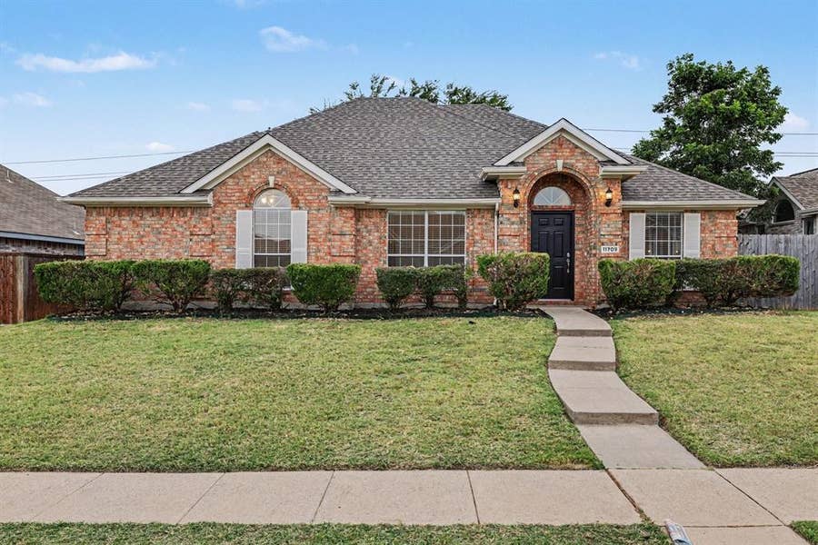 Property photo for 11709 Amber Valley Drive, Frisco, TX