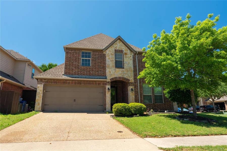 Property photo for 1609 Clearwater Drive, McKinney, TX