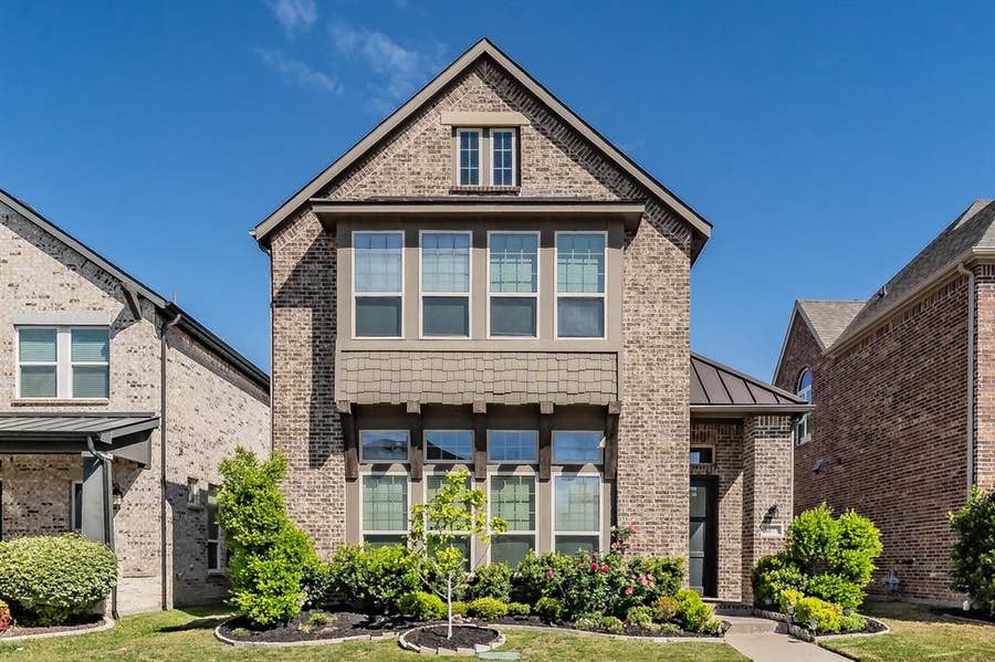 Property photo for 8075 Sunflower Lane, Dallas, TX